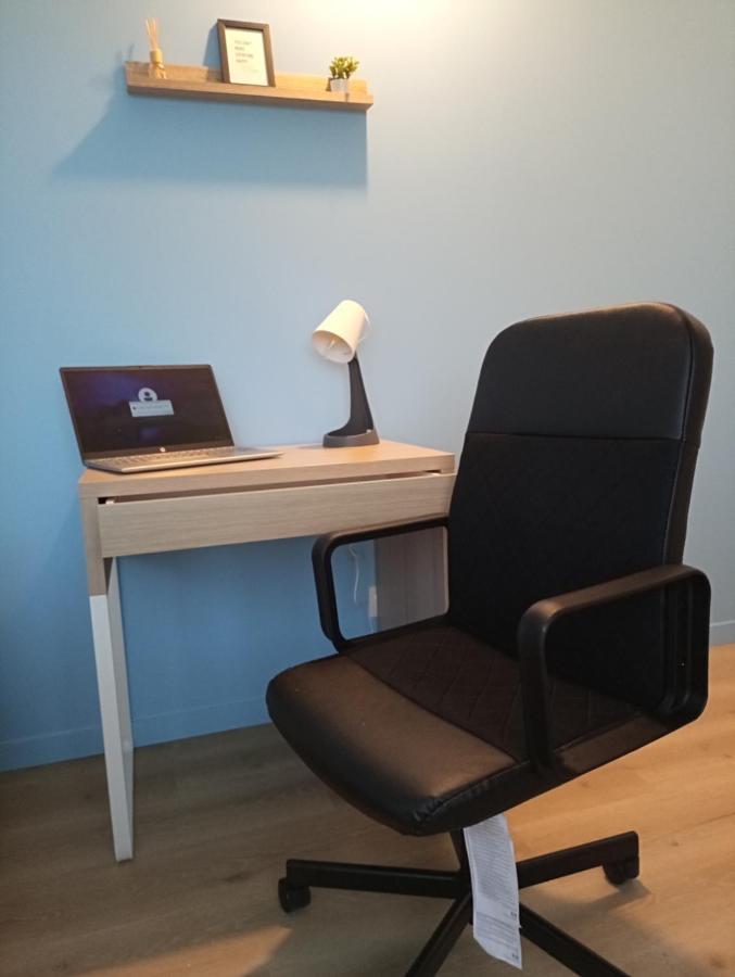 Le Beau Refuge Parisien De Cergy - Parisian Modern Flat At Cergy Bed and Breakfast Εξωτερικό φωτογραφία