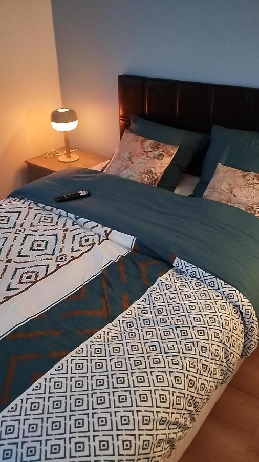 Le Beau Refuge Parisien De Cergy - Parisian Modern Flat At Cergy Bed and Breakfast Εξωτερικό φωτογραφία
