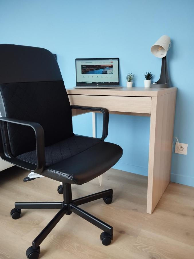 Le Beau Refuge Parisien De Cergy - Parisian Modern Flat At Cergy Bed and Breakfast Εξωτερικό φωτογραφία