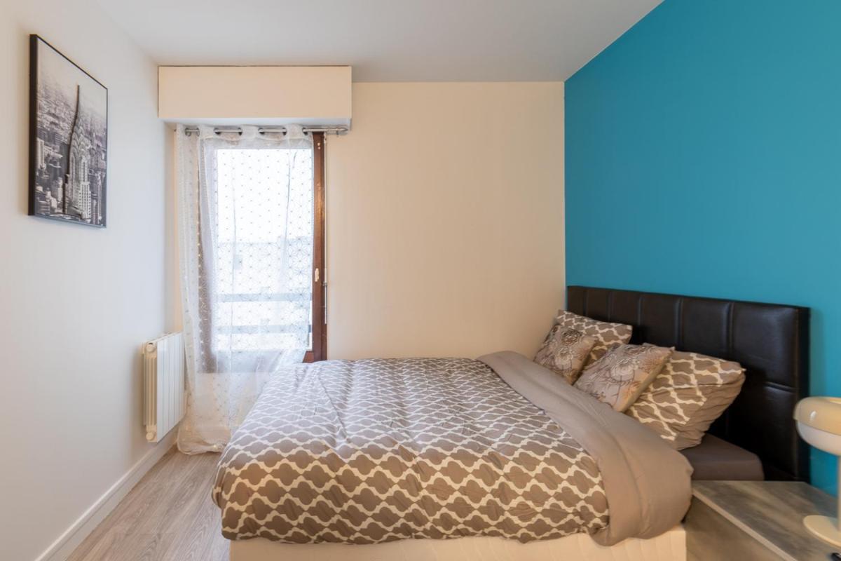 Le Beau Refuge Parisien De Cergy - Parisian Modern Flat At Cergy Bed and Breakfast Εξωτερικό φωτογραφία