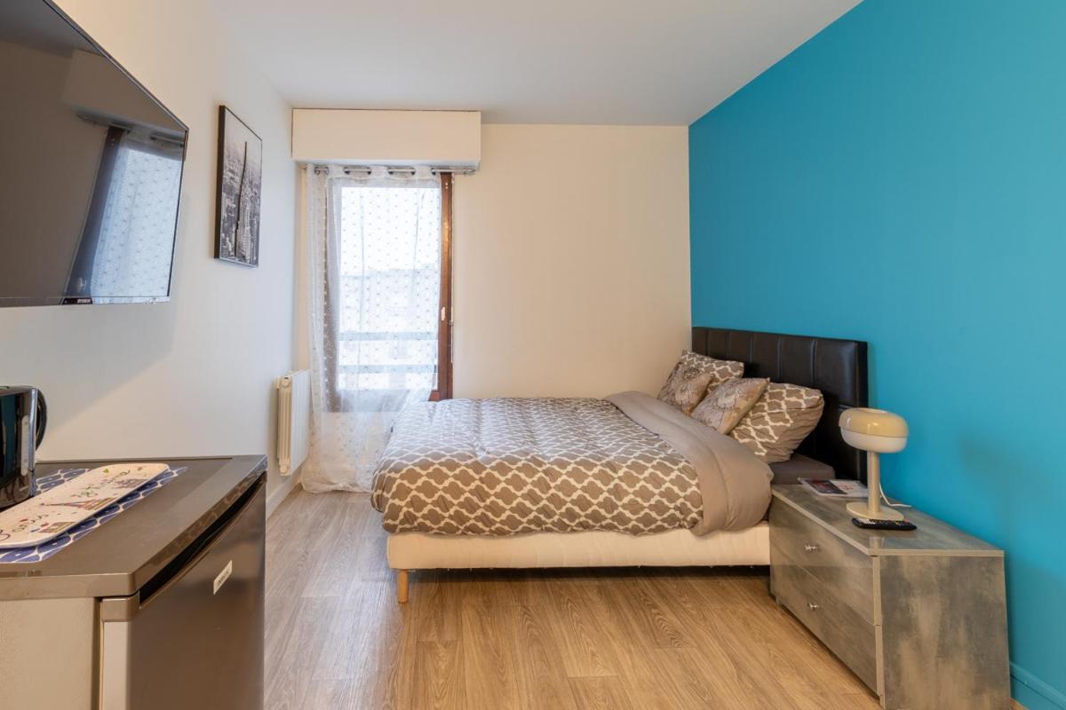 Le Beau Refuge Parisien De Cergy - Parisian Modern Flat At Cergy Bed and Breakfast Εξωτερικό φωτογραφία
